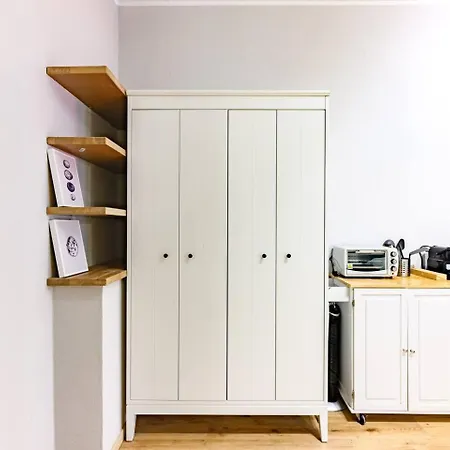 Apartment Ground-floor For 2 People Near Mauer Park *